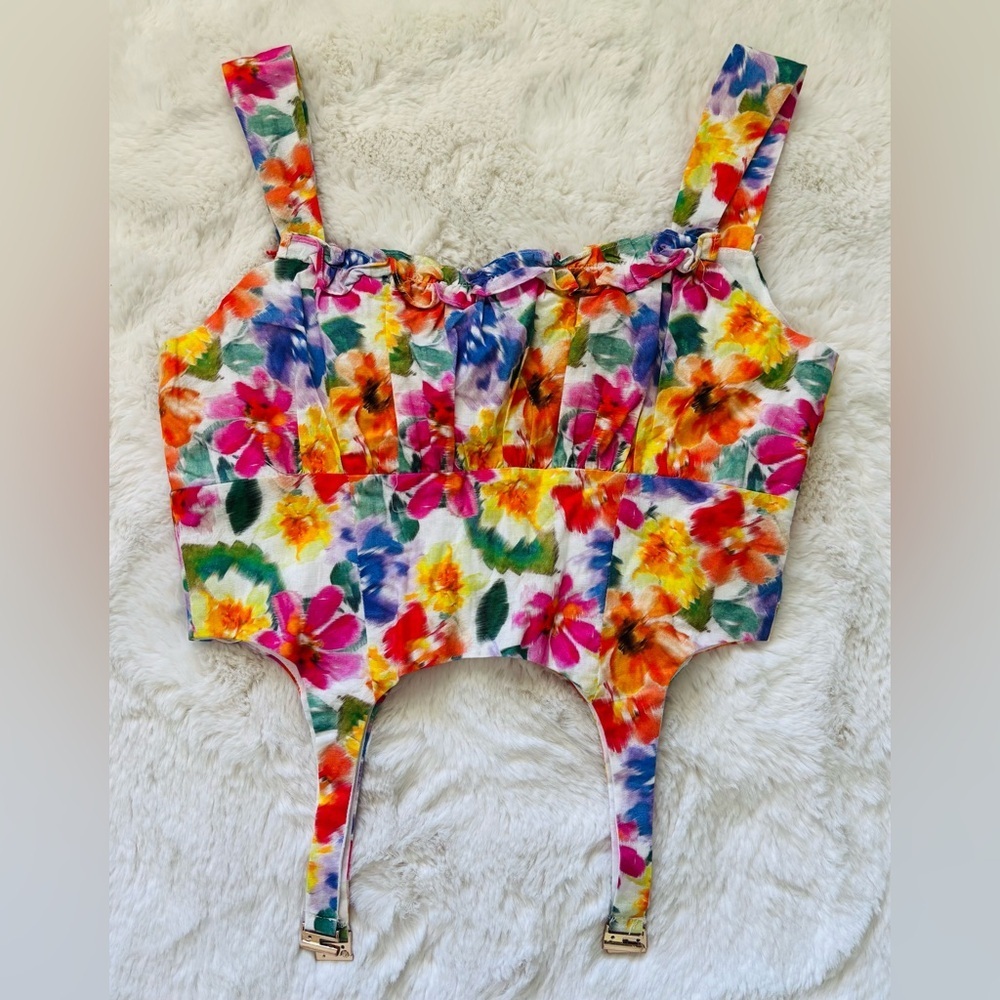 NWT Charlie Holiday Blurred Floral Alicia Top Size Large - Picture 3 of 4